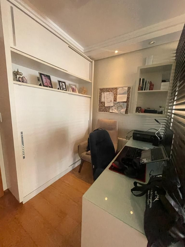 Apartamento à venda com 3 quartos, 191m² - Foto 8