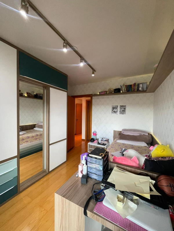 Apartamento à venda com 3 quartos, 191m² - Foto 7