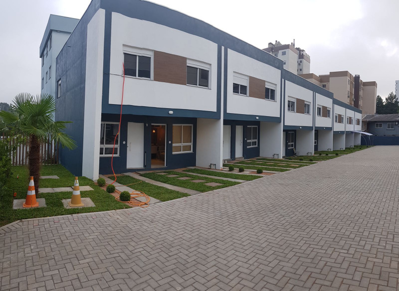 Sobrado à venda com 2 quartos, 60m² - Foto 2