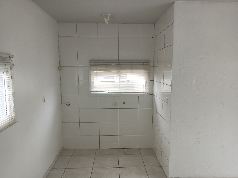 Casa à venda com 2 quartos, 71m² - Foto 27