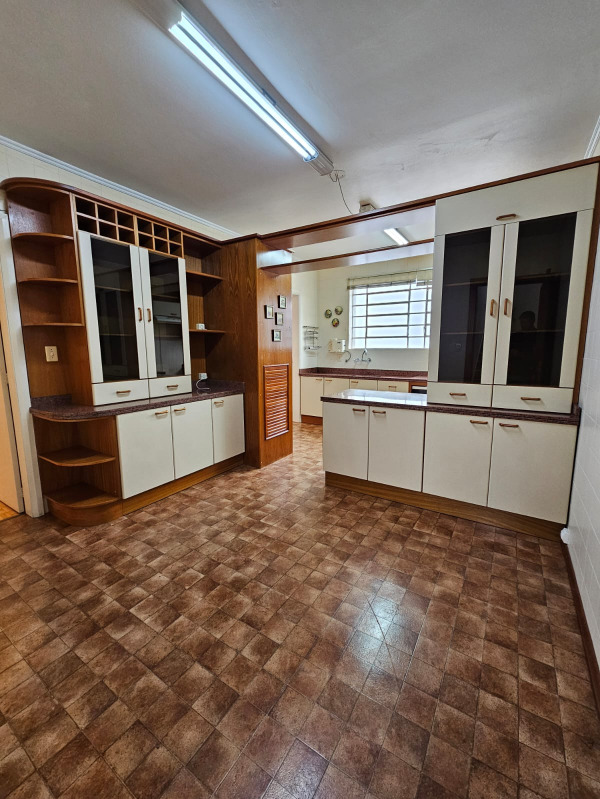 Apartamento à venda com 3 quartos, 127m² - Foto 11