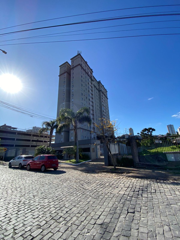 Apartamento à venda com 2 quartos, 69m² - Foto 1