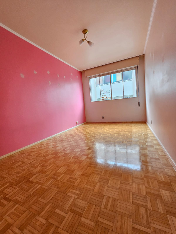 Apartamento à venda com 3 quartos, 127m² - Foto 4