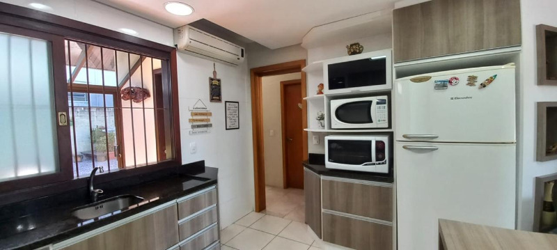 Casa, 3 quartos, 153 m² - Foto 2