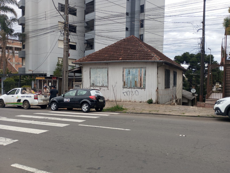 Loteamento e Condomínio - Foto 1