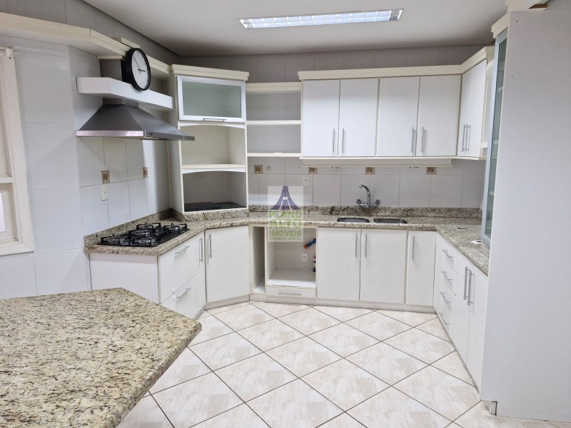 Casa, 3 quartos, 184 m² - Foto 3