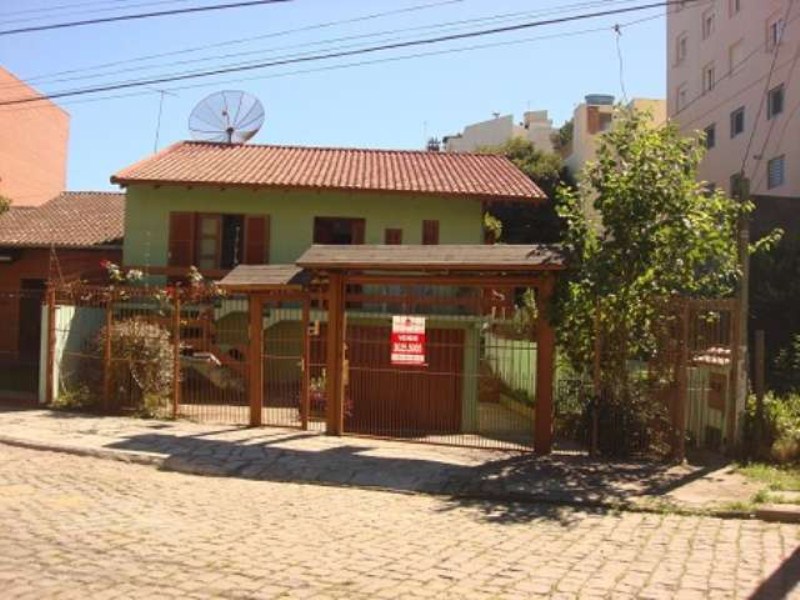 Casa à venda com 5 quartos, 200m² - Foto 8