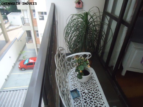 Apartamento à venda com 2 quartos, 100m² - Foto 17