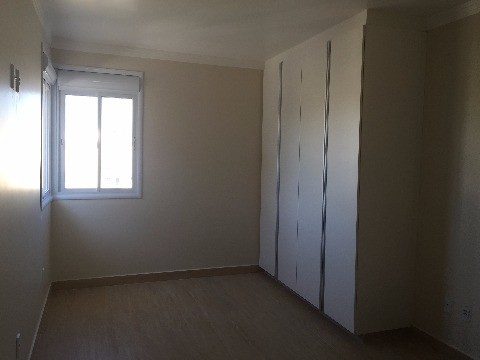 Casa à venda com 4 quartos, 320m² - Foto 25