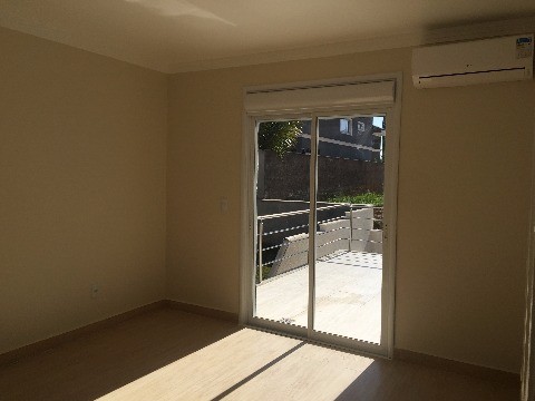 Casa à venda com 4 quartos, 320m² - Foto 33