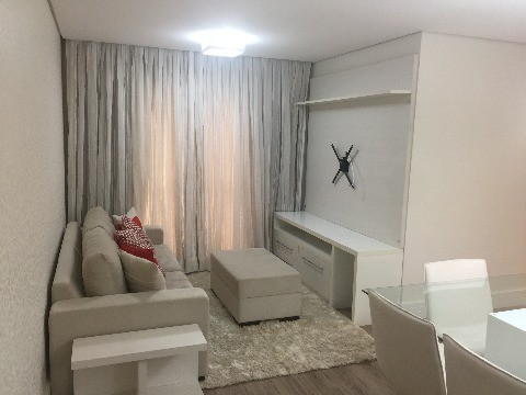 Apartamento para alugar com 2 quartos, 64m² - Foto 2