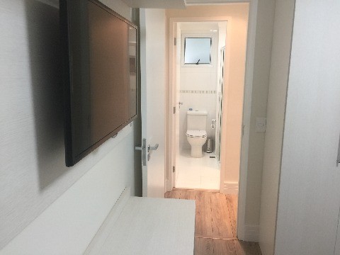 Apartamento para alugar com 2 quartos, 64m² - Foto 19