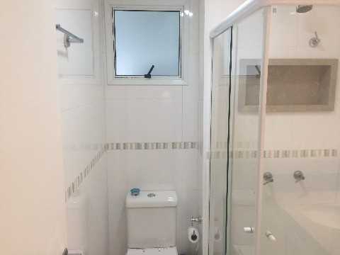 Apartamento para alugar com 2 quartos, 64m² - Foto 25