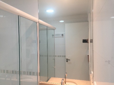 Apartamento para alugar com 2 quartos, 64m² - Foto 28