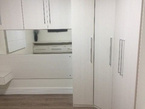 Apartamento para alugar com 2 quartos, 64m² - Foto 32