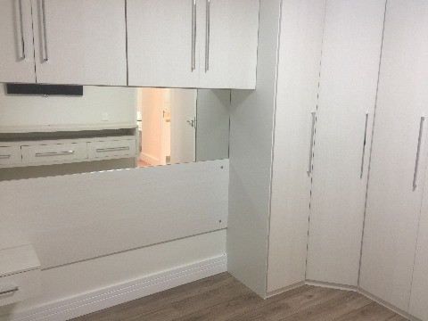 Apartamento para alugar com 2 quartos, 64m² - Foto 34