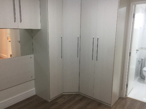 Apartamento para alugar com 2 quartos, 64m² - Foto 35