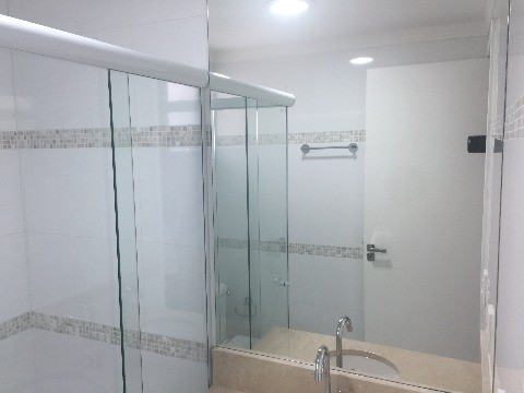 Apartamento para alugar com 2 quartos, 64m² - Foto 48