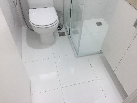 Apartamento para alugar com 2 quartos, 64m² - Foto 50