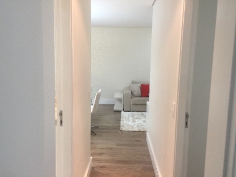 Apartamento para alugar com 2 quartos, 64m² - Foto 53