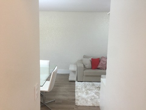 Apartamento para alugar com 2 quartos, 64m² - Foto 54