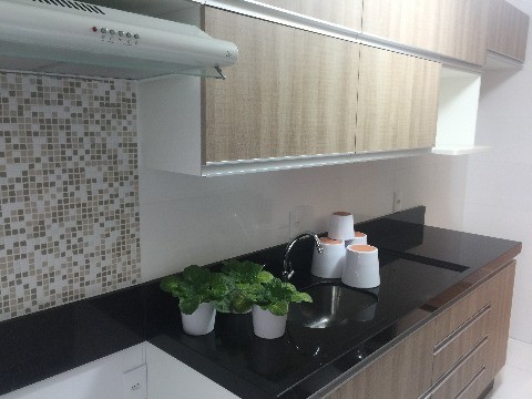 Apartamento para alugar com 2 quartos, 64m² - Foto 87