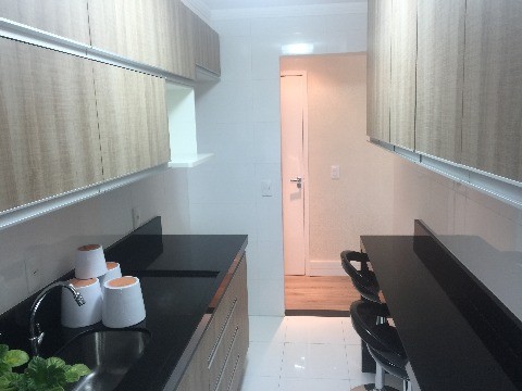 Apartamento para alugar com 2 quartos, 64m² - Foto 89