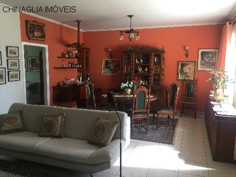 Prédio Inteiro à venda com 3 quartos, 230m² - Foto 2