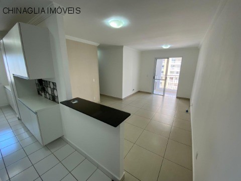 Apartamento à venda com 3 quartos, 77m² - Foto 4