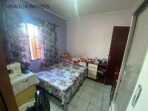 Casa à venda com 3 quartos, 160m² - Foto 2