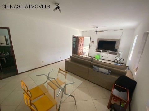 Casa à venda com 3 quartos, 297m² - Foto 9