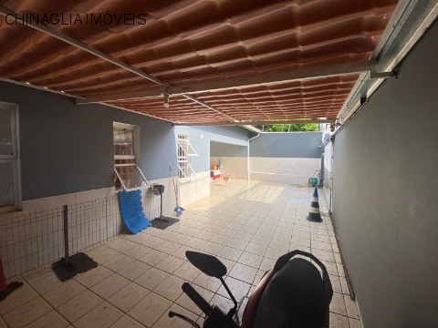 Casa à venda com 3 quartos, 297m² - Foto 4