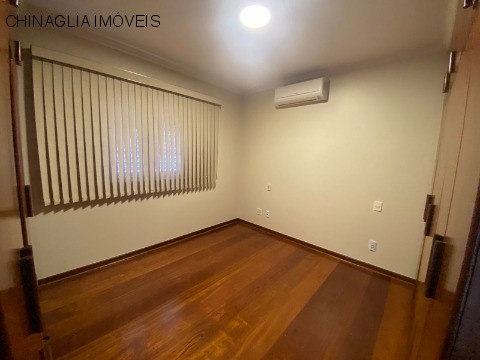 Casa à venda com 4 quartos, 340m² - Foto 35