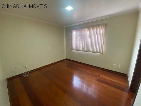 Casa à venda com 4 quartos, 340m² - Foto 32