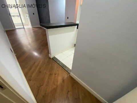 Apartamento para alugar com 3 quartos, 77m² - Foto 4