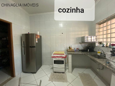 Casa à venda com 3 quartos, 94m² - Foto 17