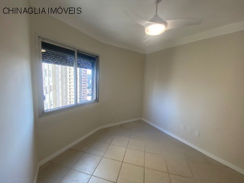 Apartamento à venda com 4 quartos, 156m² - Foto 27