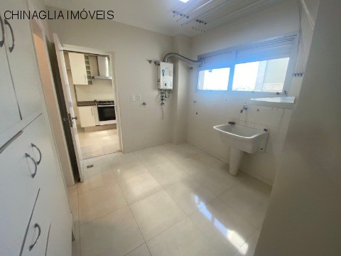 Apartamento à venda com 4 quartos, 156m² - Foto 19