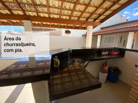 Casa à venda com 3 quartos, 94m² - Foto 2