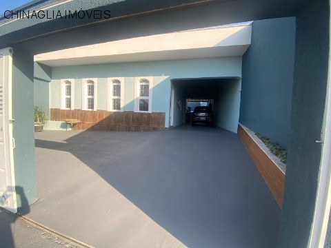 Casa à venda com 3 quartos, 176m² - Foto 2