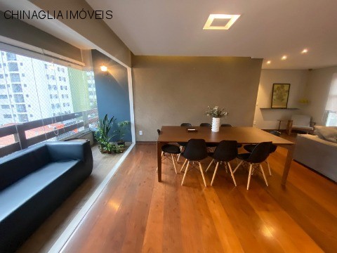 Apartamento à venda com 3 quartos, 140m² - Foto 9