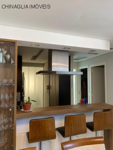 Apartamento à venda com 3 quartos, 109m² - Foto 2