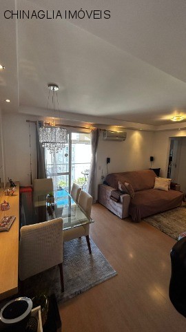 Apartamento à venda com 2 quartos, 61m² - Foto 1