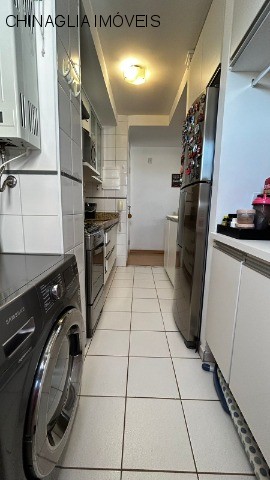 Apartamento à venda com 2 quartos, 61m² - Foto 3