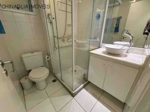 Apartamento à venda com 2 quartos, 64m² - Foto 23