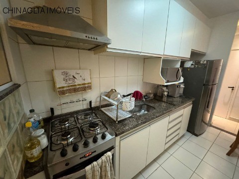 Apartamento à venda com 2 quartos, 64m² - Foto 17