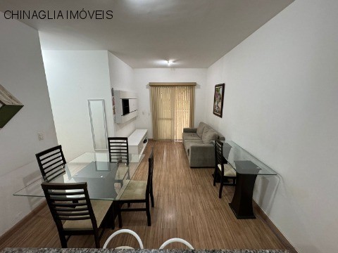 Apartamento à venda com 3 quartos, 77m² - Foto 2