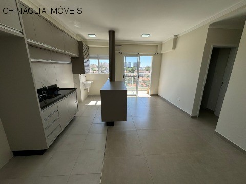 Apartamento para alugar com 2 quartos, 65m² - Foto 5