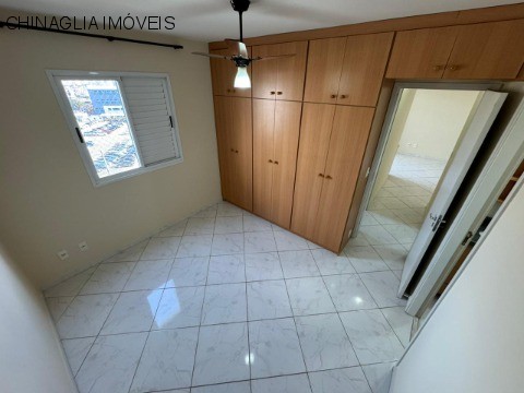 Apartamento para alugar com 2 quartos, 64m² - Foto 42