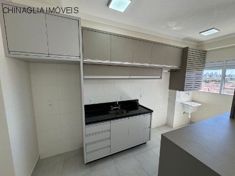 Apartamento para alugar com 2 quartos, 65m² - Foto 8